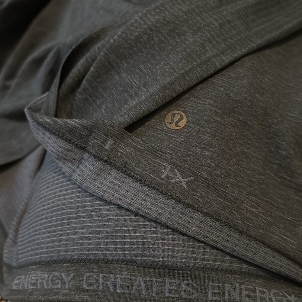 NWT LULULEMON METAL VENT TECH LONG SLEEVE - mineral blue true navy - Picture 7 of 8
